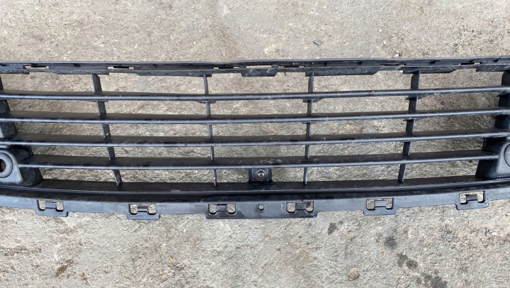 GRILLE PARE-CHOCS CENTRALE CITROËN C5 III (RD_) 968105267703 2.0L DIESEL 2010