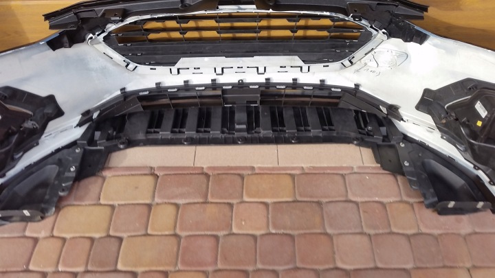 FORD FOCUS MK4 ORIGINAL PARE-CHOCS AVANT COMPLET SUR 4 PDC JX7B-17757A OK