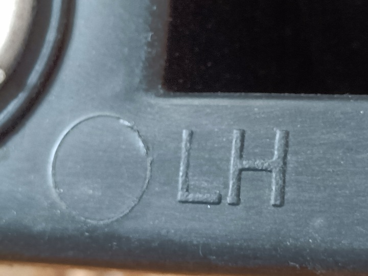 OPEL INSIGNIA A UNIVERSEL 09- GLISSIÈRE FIXATION PARE-CHOCS GAUCHE ARRIÈRE 23154480