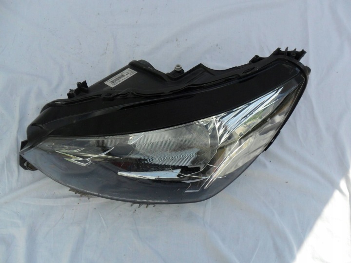 PROJECTEUR AVANT CÔTÉ GAUCHE PEUGEOT 208 II 90128730