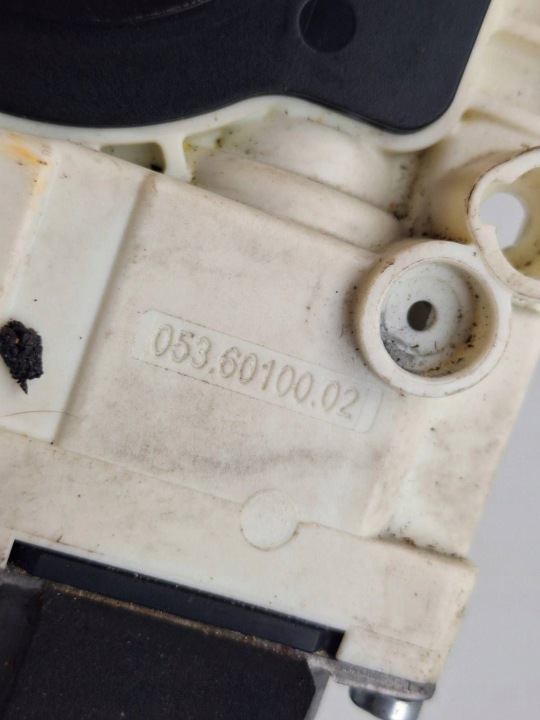 PETIT MOTEUR VITRES ARRIÈRE ARRIÈRE CÔTÉ GAUCHE AUDI A4 S4 B8 8K 0536010002