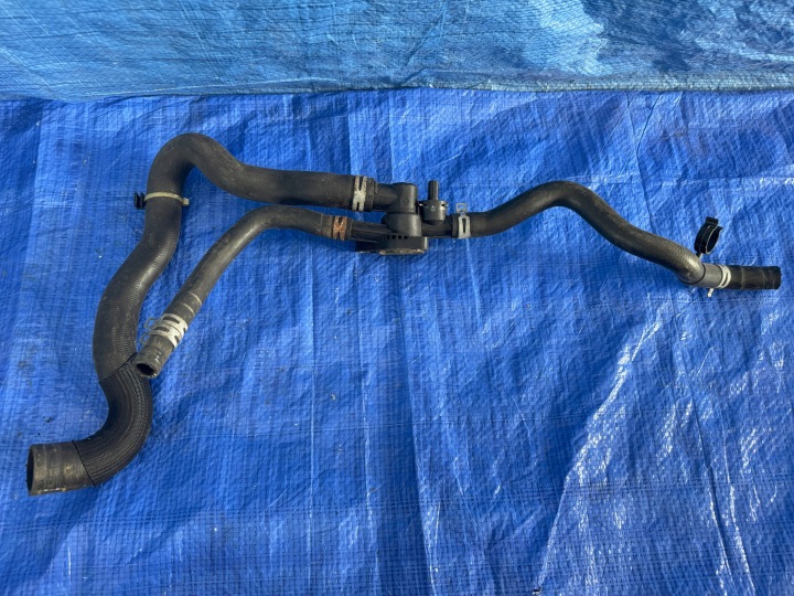 CHÂSSIS THERMOSTAT DACIA 1.0 SCE 110600968R