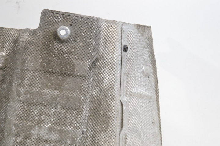 PROTECTION THERMIQUE ÉCHAPPEMENT MERCEDES E-KLASA W213 S213 2136800122
