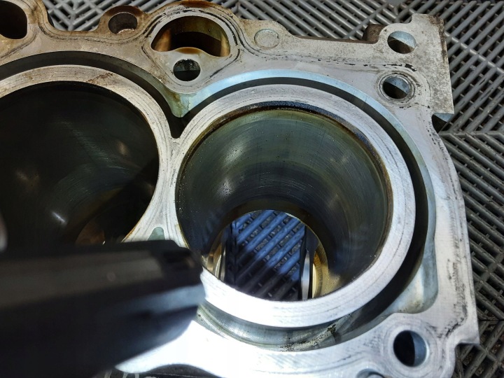 BLOC MOTEUR KIA OPTIMA 337P32BH00