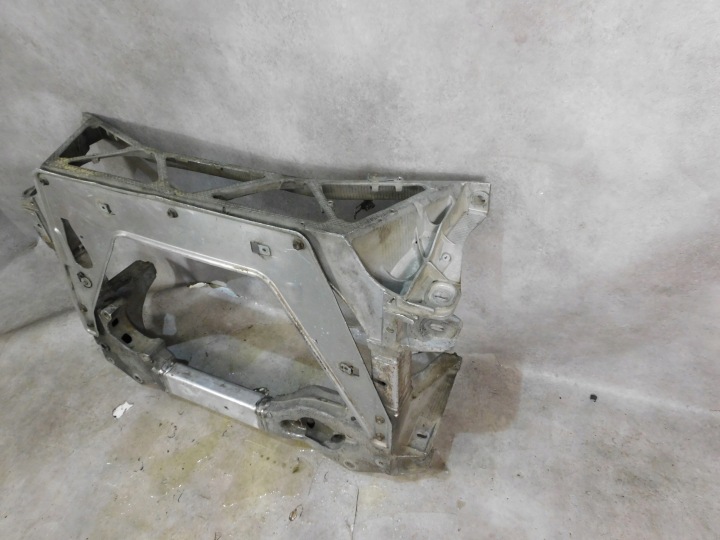 PORSCHE PANAMERA 970 LIFT CHÂSSIS CHÂSSIS AVANT SOUS MOTEUR 97034110108
