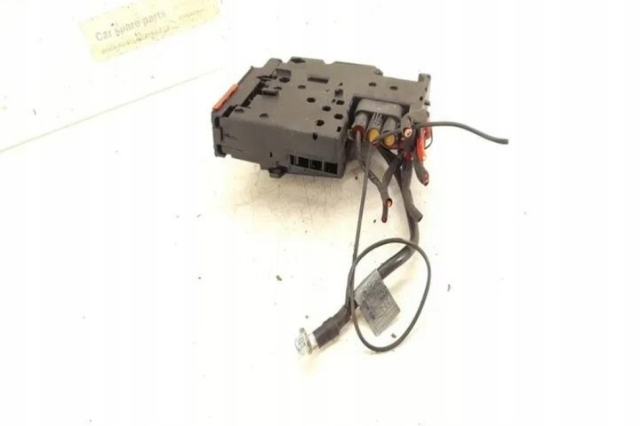 BOÎTE FUSIBLES MERCEDES-BENZ C (W204) 2075402750 2.14L DIESEL 150KW