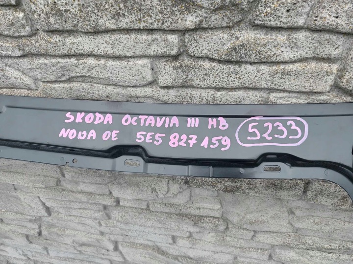 SKODA OCTAVIA III HAYON BERLINE COUVERCLES DE COFFRE COUVERCLE COUVERCLES DE COFFRE NEUF OE 5233