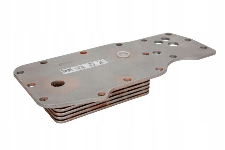 NISSENS 91131 RADIATEUR HUILES HUILE MOTEUR