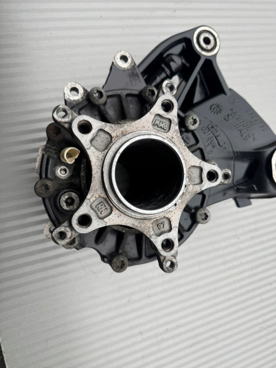 PONT MOTEUR TRANSMISSION ANGULAIRE NOIRE BMW R1200GS R1250GS K50 K51 8523952