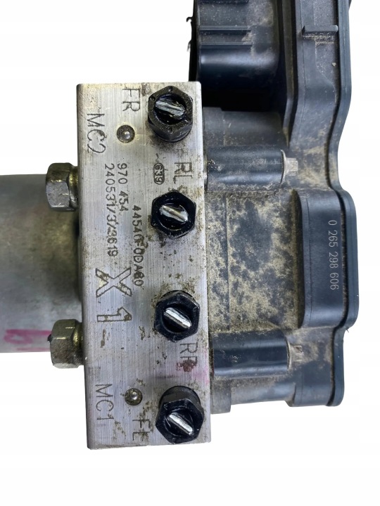 POMPE ABS TOYOTA YARIS (_P21_) 445400DA90 35380500 2024