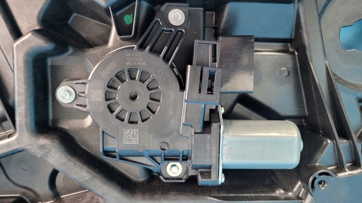 BMW X1 U11 23R MÉCANISME ÉLÉVATEUR VITRES DROIT AVANT 5A1D876