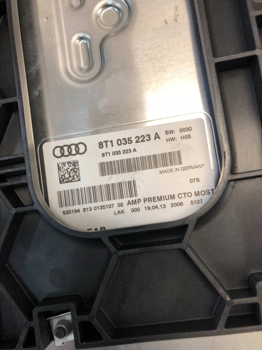 SONORISATION BANG&OLUFSEN AMPLIFICATEUR VERS AUDI A5 8T 8T1035223A