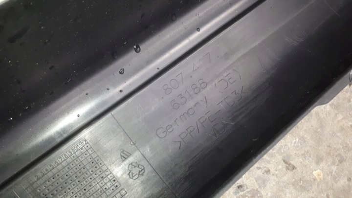 7LA807417B PARE-CHOCS ARRIÈRE VW T5 T6