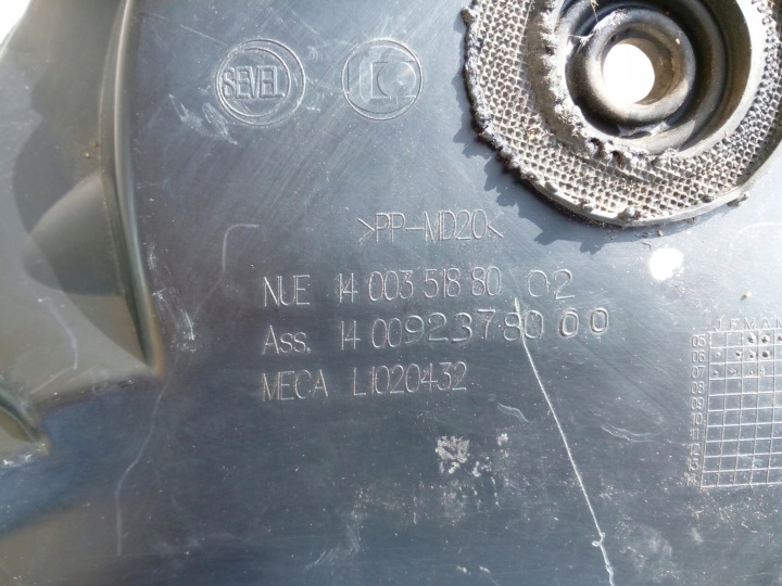 DOUBLURE DE PASSAGE DE ROUE PEUGEOT 807 CITROEN C8 1400351880 2 PIÈCES ORIGINAL
