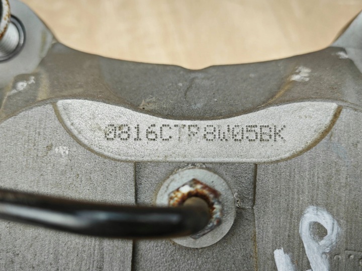 ÉTRIER DE FREIN DE FREIN GAUCHE AVANT 338MM AUDI A4 B9 8W A5 F5 2.0 TFSI 8W05BK 10KM