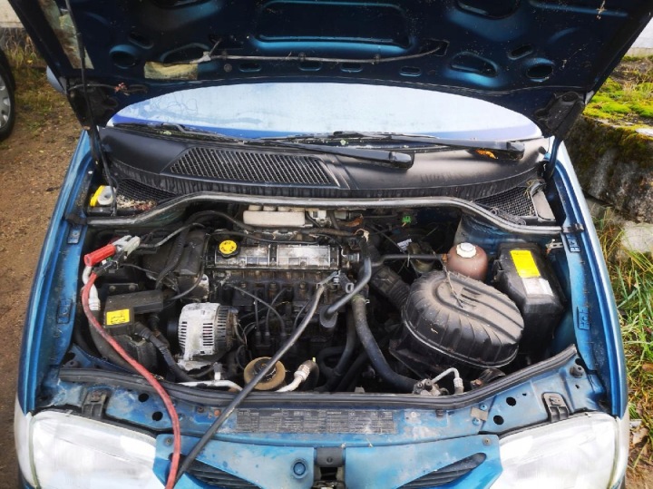 RENAULT SCENIC DÉFLECTEURS AIR VERS CABINES 1998 2.0L 223296