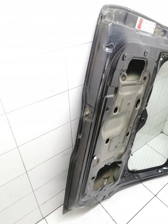 VITRE CARROSSERIE DROITE AVANT SUZUKI LIANA 02R