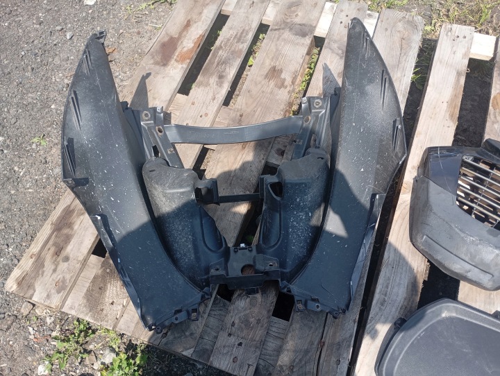PIAGGIO MP3 250 IE CALOTTE CASQUETTE AVANT