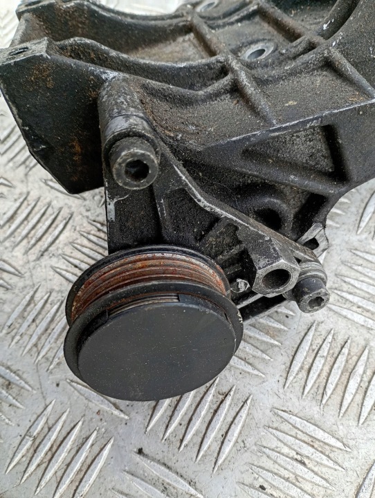 AUDI A6 S6 C5 4B POIGNÉE COMPRESSEUR CLIMATISATION 028260885A