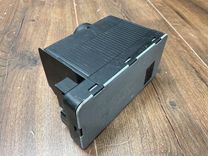 POMPE CENTRAL SERRURE MERCEDES W208 W202 2028001548