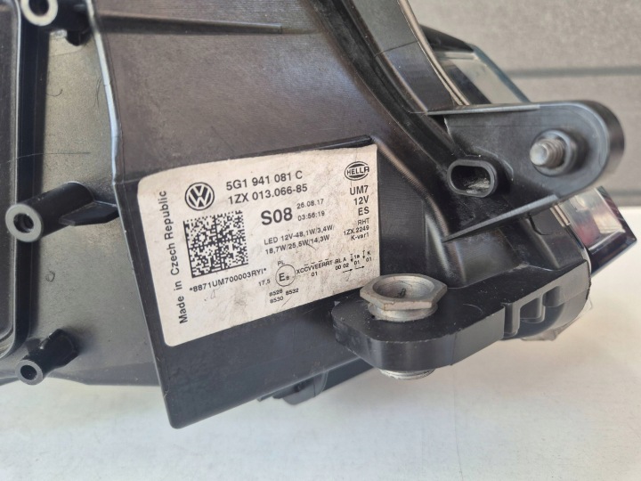 PHARE AVANT GAUCHE VW GOLF VII LIFT R-LINE COMPLET LED 5G1941081C ORIGINAL