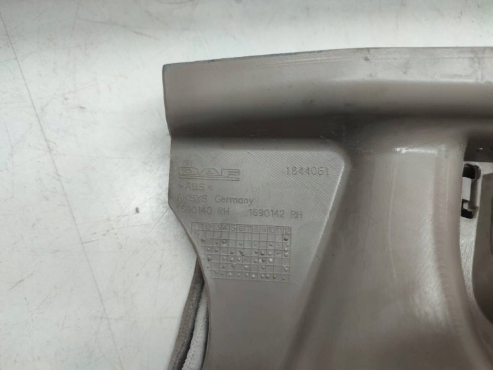 PROTECTION REVÊTEMENT MONTANTS AVANT GAUCHE DROITE ENSEMBLE DAF XF 106 LIFT