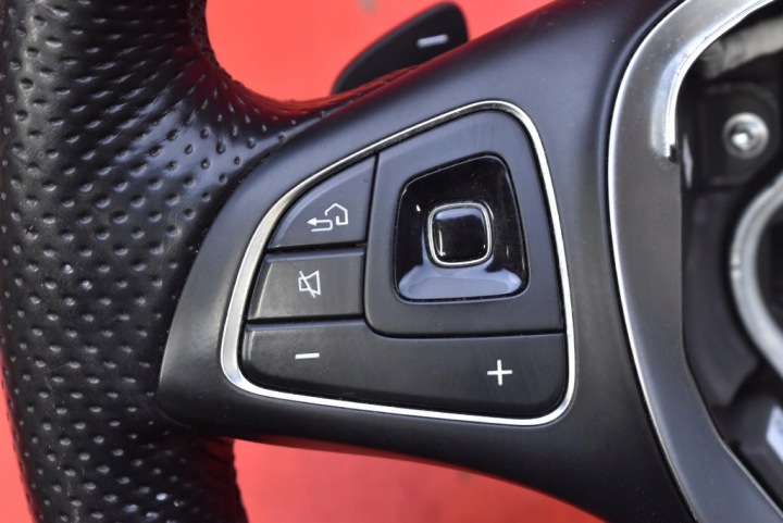 VOLANT CUIR MULTIFONCTIONNELLE A0004605600 MERCEDES E-KLASA W213 16-21