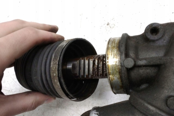 CRÉMAILLÈRE DE DIRECTION RENAULT LAGUNA II (BG0/1_) T00138102 2.0L DIESEL 79KW 2010