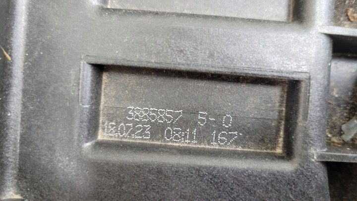 SKODA VW SEAT SUPPORT ÉTAGÈRE BATTERIE 200915331