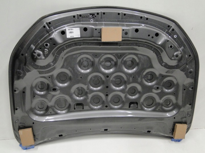 MERCEDES CAPOT COUVERCLE MOTEUR COULEUR GRISE 787 GLB 247 X247