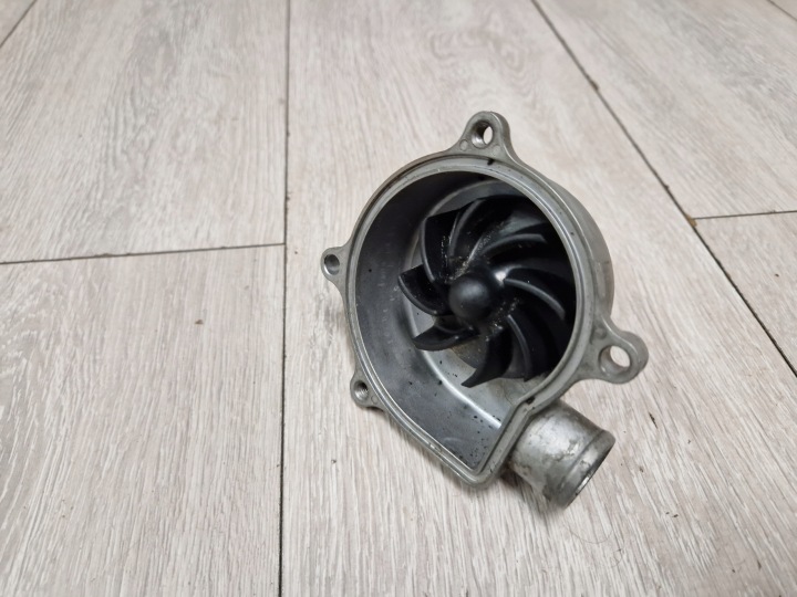 KAWASAKI ZX10R POMPE À EAU 04-05 ZX10