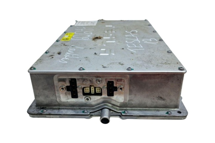INWENTER TESLA MODÈLE AVEC 600935400F 0.0L ÉLECTRIQUE 2014