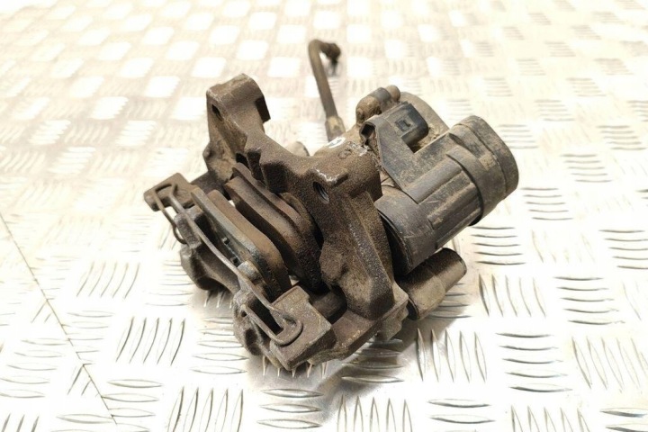 ÉTRIER DE FREIN DE FREIN ARRIÈRE DROIT AUDI A3 SPORTBACK (8VA, 8VF) 5Q0615406 1.6L