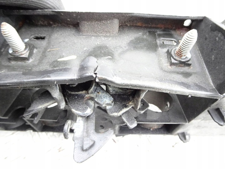 PANNEAU AVANT RENFORCEMENT AVANT RENAULT CLIO IV