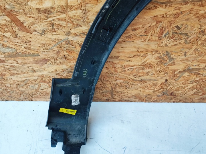 MOULURE GARDE-BOUE AVANT AVANT GAUCHE MERCEDES GLB W247 AMG 23- A2478859105
