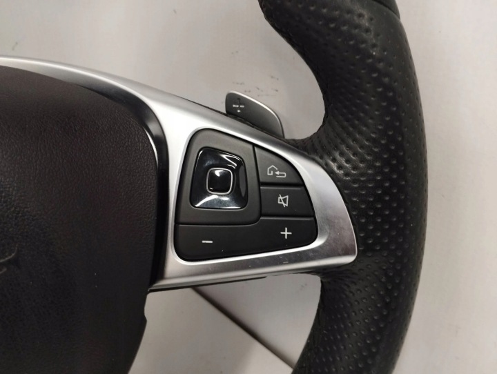 VOLANT MERCEDES-BENZ CLASSE E COUPÉ 2018 A0004607701