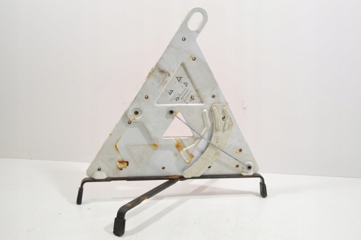 TRIANGLE DE SIGNALISATION MERCEDES W124 E-KLASA CABRIO COUPÉ 1245900212