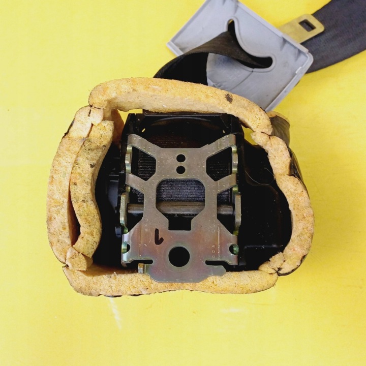 CEINTURE DE SÉCURITÉ GAUCHE ARRIÈRE FIAT PANDA II 5D 33031765A NR597