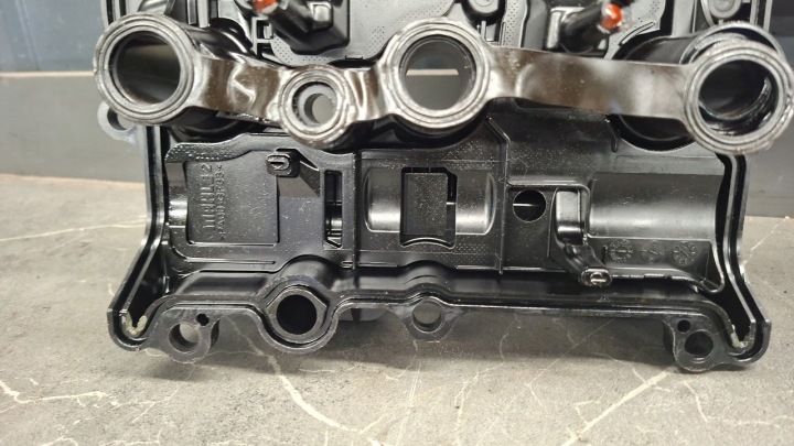 COUVERCLE DE SOUPAPES KR15 NISSAN X-TRALL T33 QASHQAI III 1.5 HYBRID 163KM 40TYS