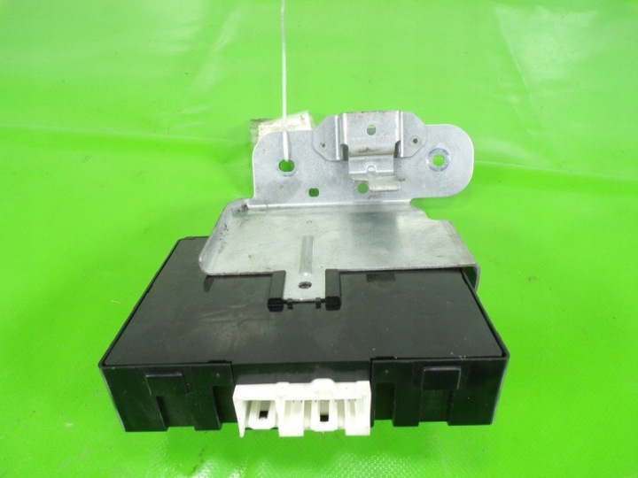 MAZDA 5 CONTRÔLEUR MODULE CONFORT CD34 67560B