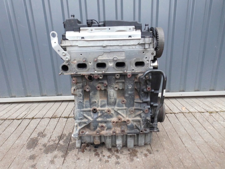 MOTEUR POMPE INJECTION CLH A3 8V LEON OCTAVIA III GOLF VII 1.6TDI 142TYS