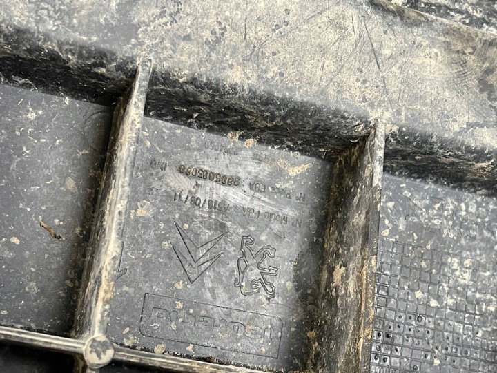 RENFORCEMENT PARE-CHOCS AVANT POUTRE CITROEN C3 9805085080