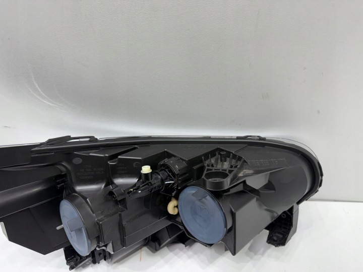 RENAULT KANGOO EXPRESS 21- LED PHARE GAUCHE AVANT AVANT 260600331R