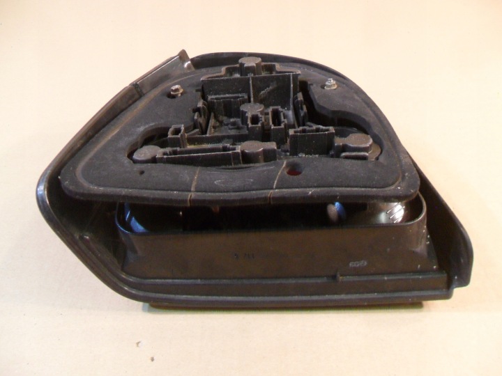 PHARE ARRIÈRE DROITE 1H6945257 VOLKSWAGEN GOLF III HTB