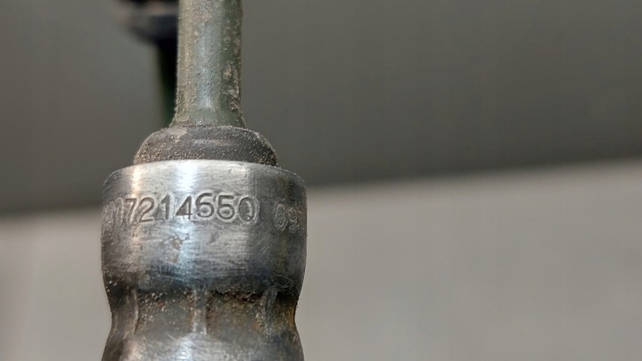 FIL PISTON DE TRAVAIL PASSAT B6 1.9 TDI 1K17214650