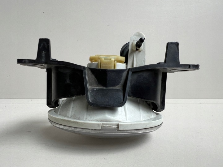 PHARES ANTIBROUILLARD AVANT AVANT PEUGEOT 3008 I 9685425180