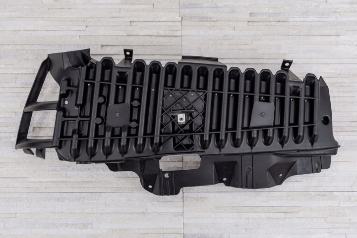 JEEP WRANGLER JK GLISSIÈRE DROIT PASSAGE DE ROUE 55078134AF OE