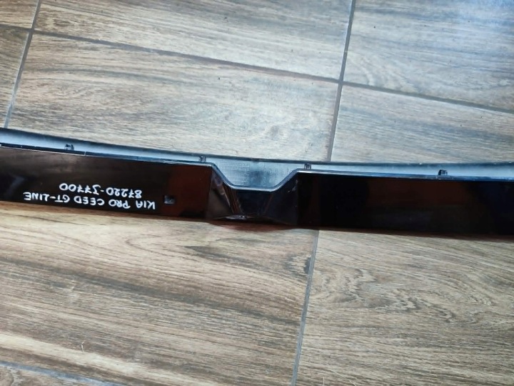 SPOILER COUVERCLES DE COFFRE KIA PRO CEED GT- LINE 87220-J7700