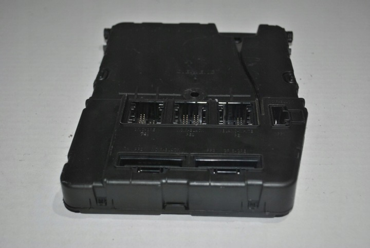 MODULE CONTRÔLEUR UCH RENAULT MEGANE II 8200309691