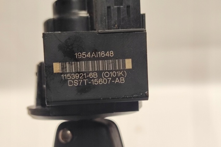 CONTACTEUR D'ALLUMAGE FORD MONDEO V BERLINE DS7T15607AB 2.5L GASOLINE 130KW 2014